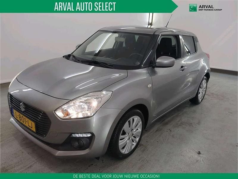 Grijs Gebruikt 2021 Suzuki Swift Hatchback | € 15.450 (Goede deal) - Afbeelding 1/3