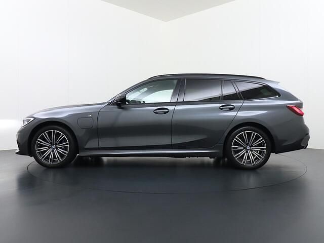 Occasion BMW 330 Executive 291 PK (214 kW) 2020 Grijs Stationwagen
