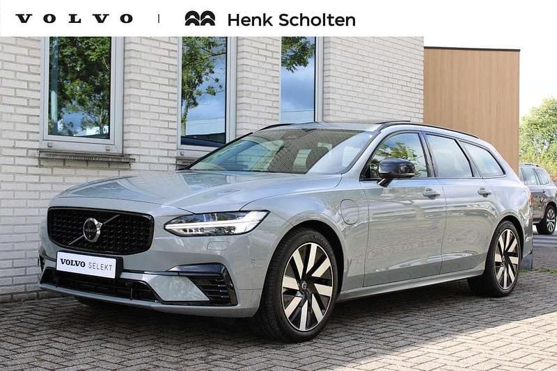 Grijs Occasion 2025 Volvo V90 Ultra Stationwagen | € 53.950 (Eerlijke prijs) - Afbeelding 1/3