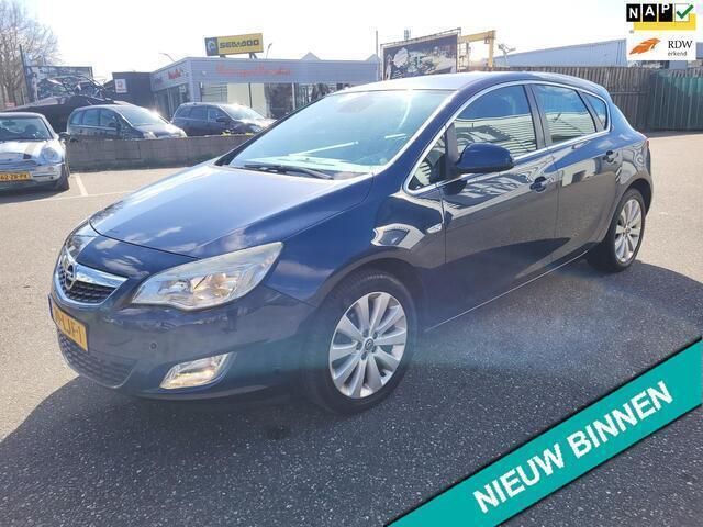 Blauw Gebruikt 2010 Opel Astra Cosmo Hatchback | € 4.699 (Duur) - Afbeelding 1/4
