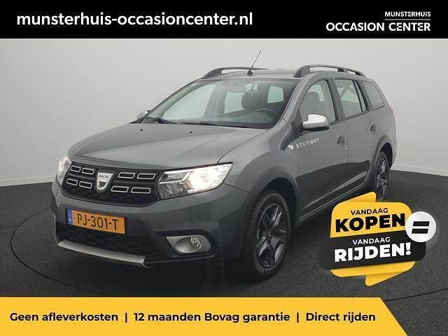 Grijs Gebruikt 2017 Dacia Logan MCV Stepway MPV | € 12.750 (Duur) - Afbeelding 1/4