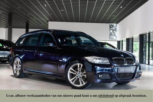 Zwart, metallic lak Gebruikt 2013 BMW 318 M Sport Stationwagen | € 11.950 (Eerlijke prijs) - Afbeelding 1/4