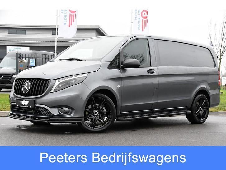 Occasion Mercedes Vito AMG 190 PK (139 kW) 2023 Grijs (metallic) Van