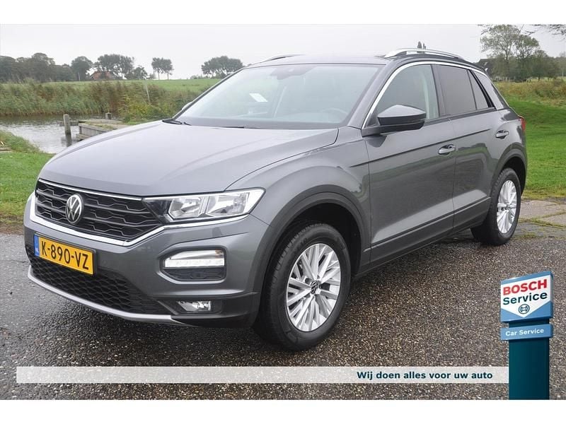 Grijs Gebruikt 2021 VW T-Roc SUV | € 22.950 (Eerlijke prijs) - Afbeelding 1/4