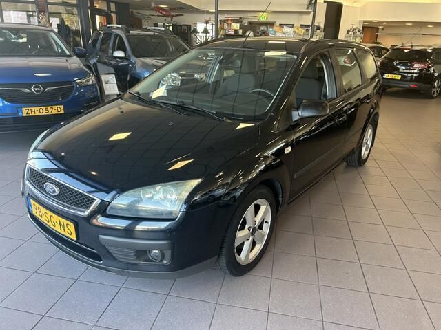 Zwart Gebruikt 2006 Ford Focus Futura Stationwagen | € 1.699 (Eerlijke prijs) - Afbeelding 1/3