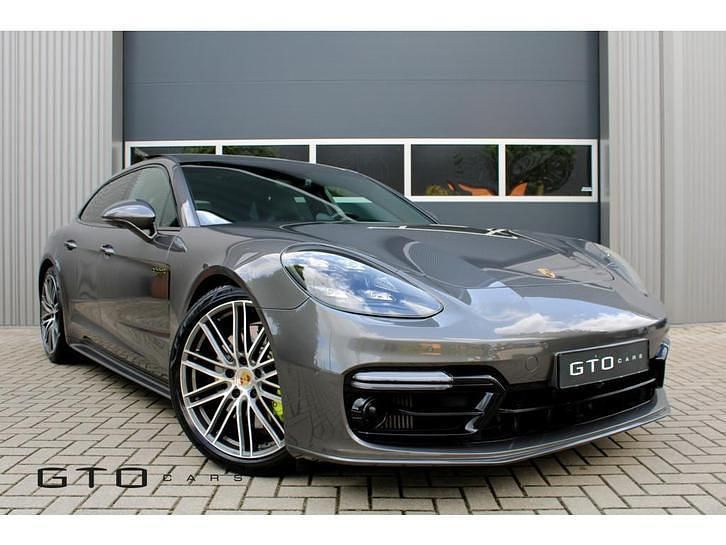 Gebruikt 2018 Porsche Panamera S E-Hybrid Sport Turismo Sedan | € 67.950 (Eerlijke prijs) - Afbeelding 1/4