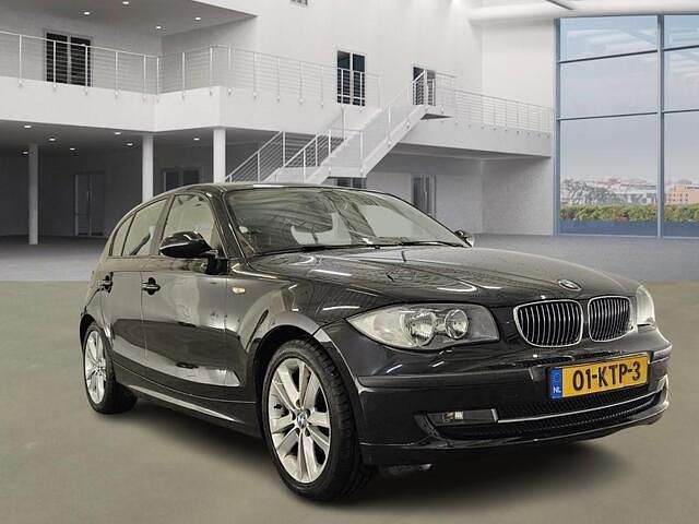 Occasion BMW 116 122 PK (89 kW) 2010 Zwart Hatchback