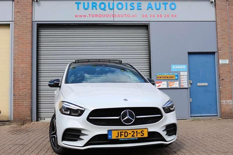 Wit Gebruikt 2022 Mercedes B250e AMG MPV | € 26.500 (Super prijs) - Afbeelding 1/4