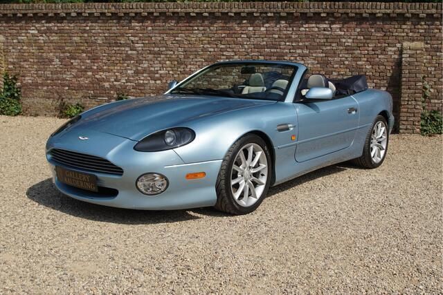 Blauw Gebruikt 2000 Aston Martin DB7 Cabriolet | € 49.950 - Afbeelding 1/4