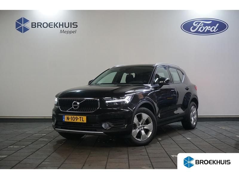 Zwart Occasion 2022 Volvo XC40 Business Edition SUV | € 28.745 (Goede deal) - Afbeelding 1/4