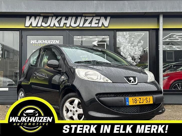 Occasion Peugeot 107 Urban Move 68 PK (50 kW) 2008 Zwart Hatchback