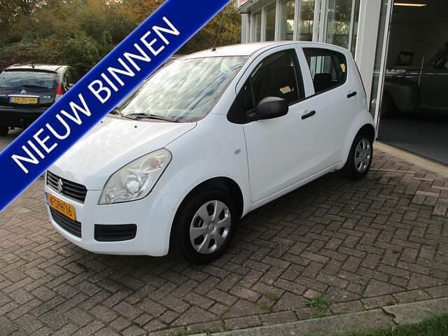 Wit Gebruikt 2012 Suzuki Splash Hatchback | € 2.960 (Goede deal) - Afbeelding 1/4