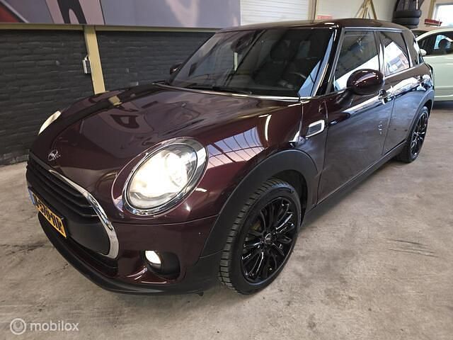 Occasion Mini One Clubman Chili 102 PK (75 kW) 2018 Paars Stationwagen