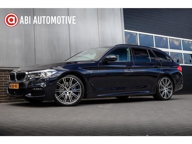 Zwart Gebruikt 2018 BMW 530 Executive Stationwagen | € 28.945 (Duur) - Afbeelding 1/4