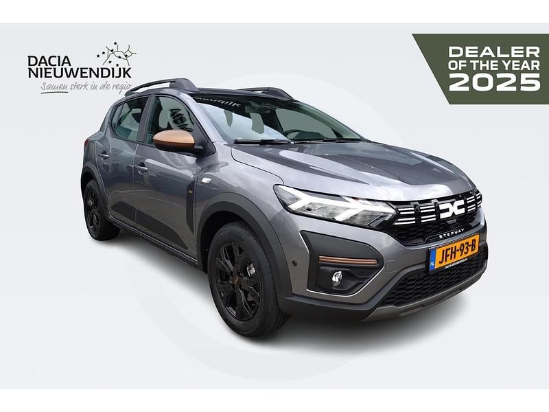 Occasion Dacia Sandero Stepway 101 PK (74 kW) 2025 Grijs Hatchback