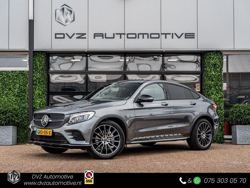 Grijs Gebruikt 2017 Mercedes GLC300 AMG Coupé | € 39.950 - Afbeelding 1/4