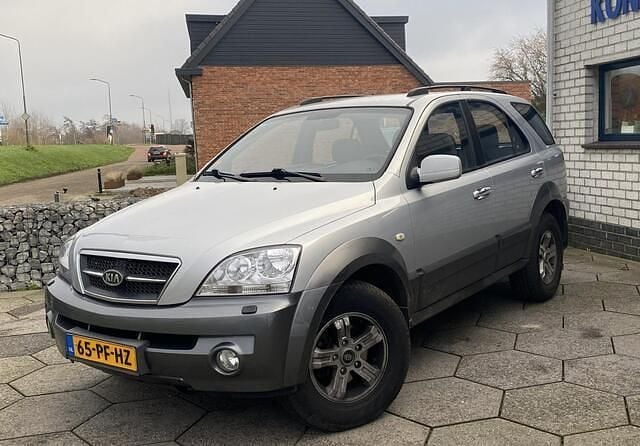 Grijs Gebruikt 2004 Kia Sorento EX SUV | € 2.245 (Goede deal) - Afbeelding 1/4