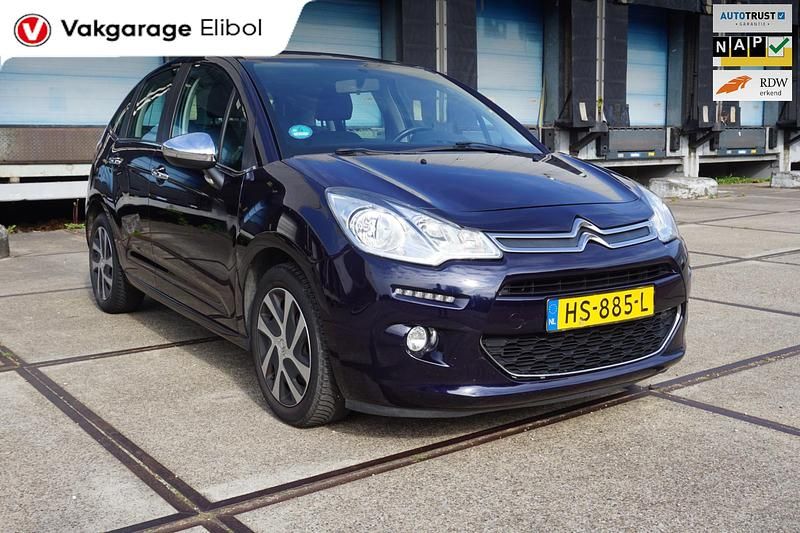 Blauw Occasion 2016 Citroën C3 PureTech Hatchback | € 7.495 (Eerlijke prijs) - Afbeelding 1/4