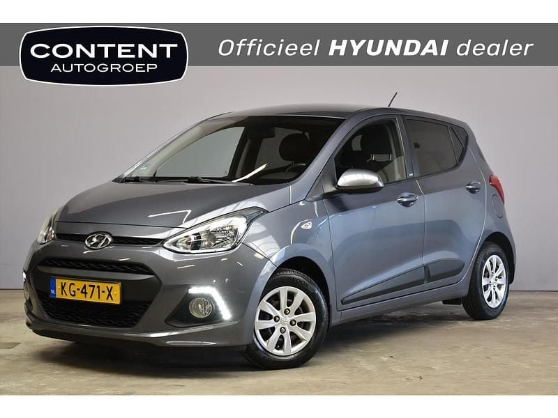 Grijs (metallic) Occasion 2017 Hyundai i10 GO! Hatchback | € 8.940 (Eerlijke prijs) - Afbeelding 1/4