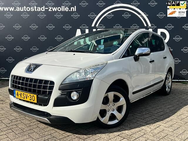 Wit, metallic lak Gebruikt 2013 Peugeot 3008 Allure MPV | € 7.950 (Eerlijke prijs) - Afbeelding 1/4