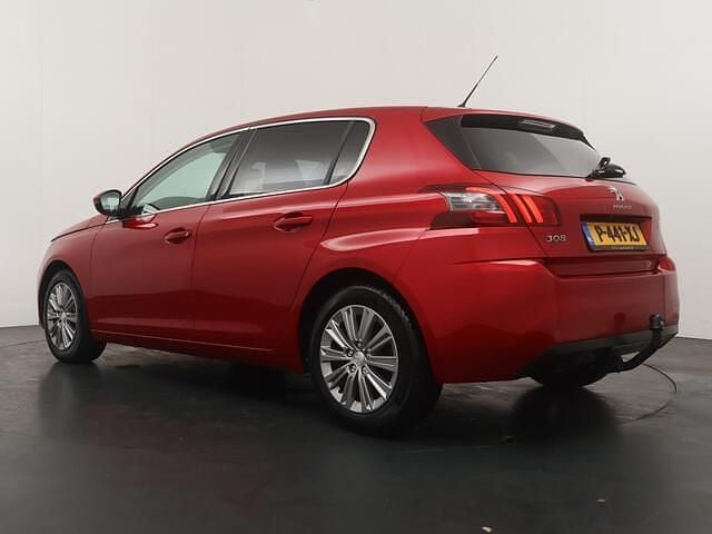Occasion Peugeot 308 Allure 131 PK (96 kW) 2021 Rood Hatchback