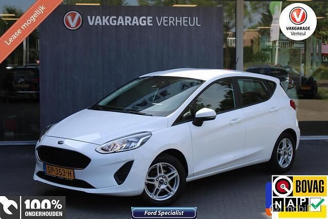 Wit Gebruikt 2018 Ford Fiesta Trend Hatchback | € 6.995 (Eerlijke prijs) - Afbeelding 1/4