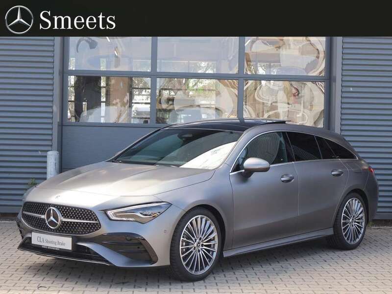 Grijs Nieuw 2024 Mercedes CLA180 Shooting Brake AMG line Stationwagen | € 54.450 (Iets duurder) - Afbeelding 1/4