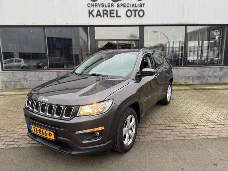 Grijs, andere lak Gebruikt 2018 Jeep Compass Longitude SUV | € 17.950 (Iets duurder) - Afbeelding 1/4
