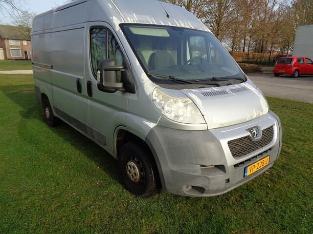 Occasion Peugeot Boxer 120 PK (88 kW) 2010 Grijs Van