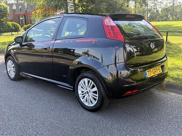 Occasion Fiat Grande Punto 78 PK (57 kW) 2008 Zwart Hatchback