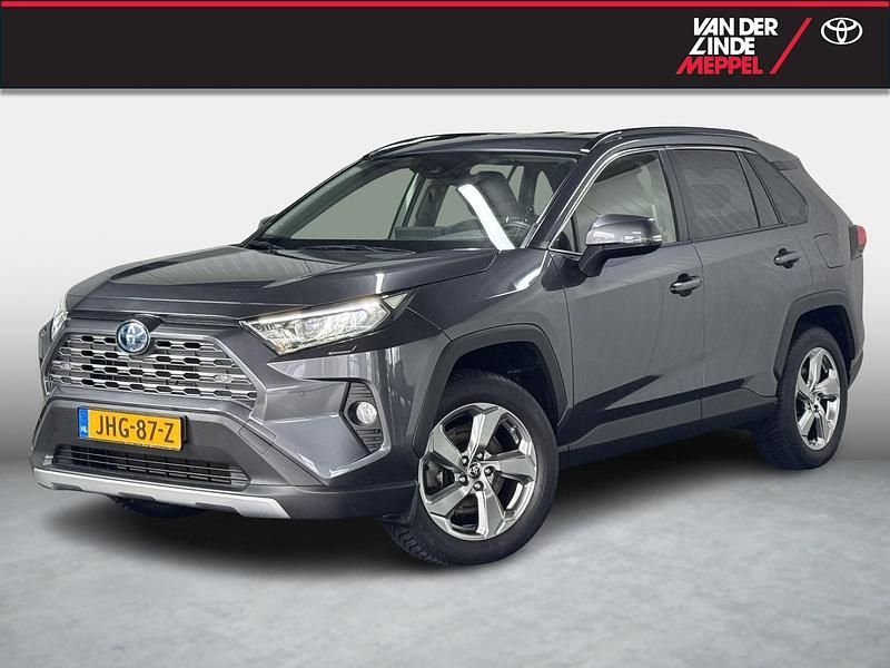 Grijs Gebruikt 2021 Toyota RAV4 Style SUV | € 37.950 (Eerlijke prijs) - Afbeelding 1/4