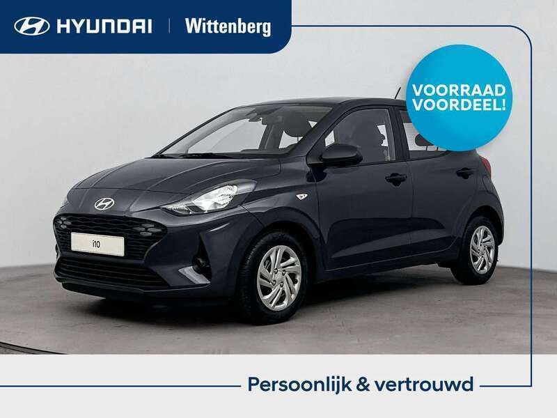 Grijs Nieuw 2025 Hyundai i10 Comfort Hatchback | € 20.340 (Goede deal) - Afbeelding 1/3