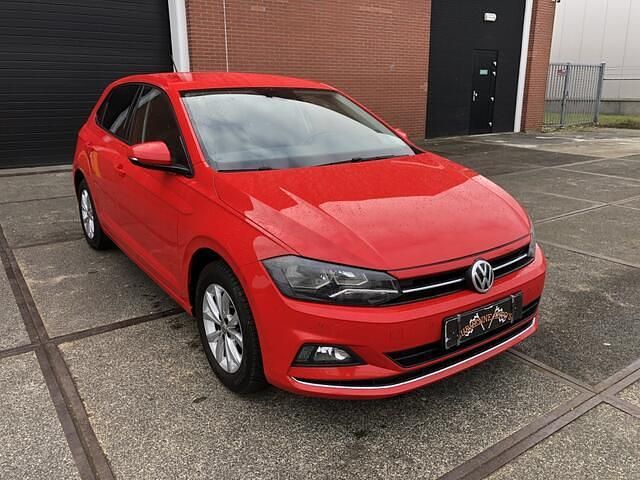 Occasion VW Polo Highline 95 PK (69 kW) 2018 Rood Hatchback