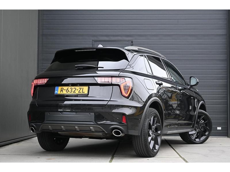 Occasion Lynk & Co 01 262 PK (192 kW) 2023 Zwart SUV
