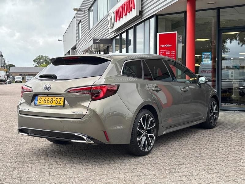 Occasion Toyota Corolla 2023 Groen Stationwagen