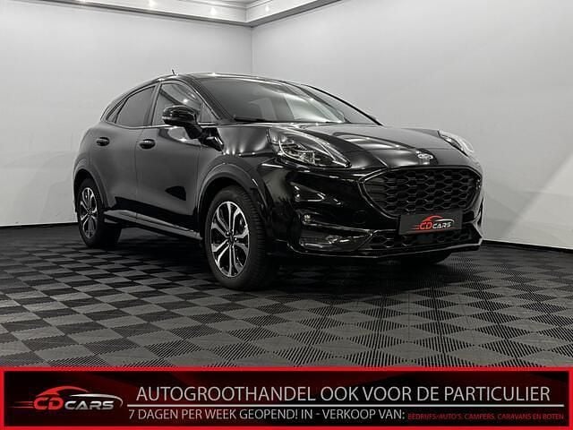 Zwart Gebruikt 2023 Ford Puma ST-Line SUV | € 20.950 (Goede deal) - Afbeelding 1/4