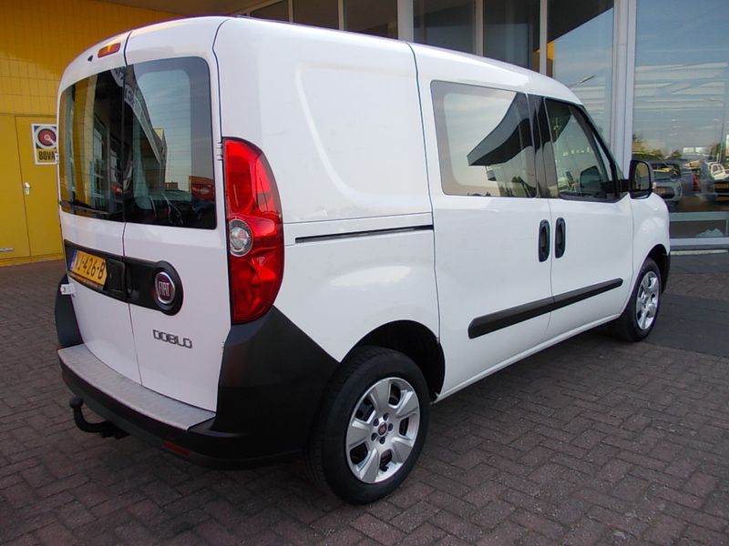 Occasion Fiat Doblò 90 PK (66 kW) 2014 Bestelbus MPV