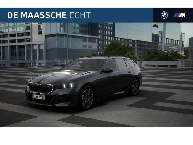 Grijs Nieuw 2025 BMW 530e Comfort Edition Stationwagen | € 86.560 (Eerlijke prijs) - Afbeelding 1/4