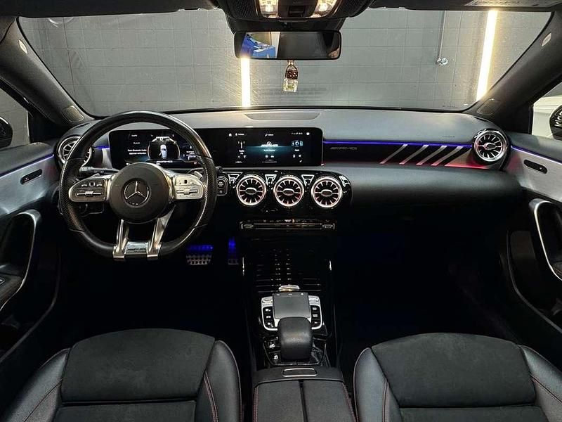 Occasion Mercedes A35 AMG AMG 306 PK (225 kW) 2019 Zwart Hatchback