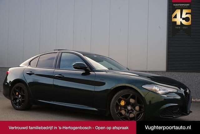 Groen Gebruikt 2021 Alfa Romeo Giulia Sprint Sedan | € 31.950 (Eerlijke prijs) - Afbeelding 1/4