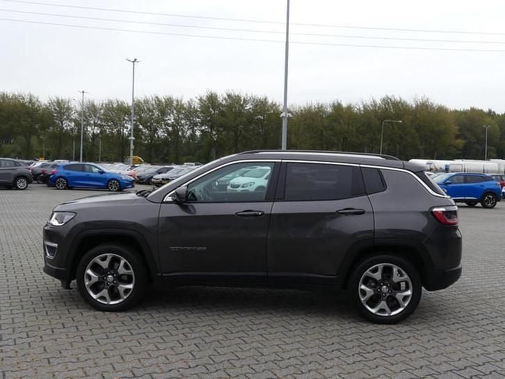 Occasion Jeep Compass Limited 140 PK (102 kW) 2019 Grijs SUV