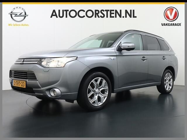 Grijs Gebruikt 2014 Mitsubishi Outlander Edition SUV | € 10.695 (Super prijs) - Afbeelding 1/4