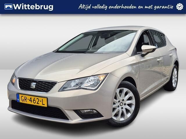 Grijs Gebruikt 2014 Seat Leon Style Hatchback | € 11.225 (Eerlijke prijs) - Afbeelding 1/4
