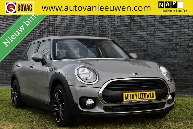 Grijs Gebruikt 2018 Mini Clubman Chili Stationwagen | € 17.920 - Afbeelding 1/4