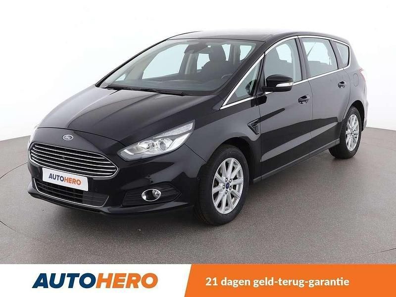 Zwart Gebruikt 2018 Ford S-MAX Titanium MPV | € 16.949 (Super prijs) - Afbeelding 1/3