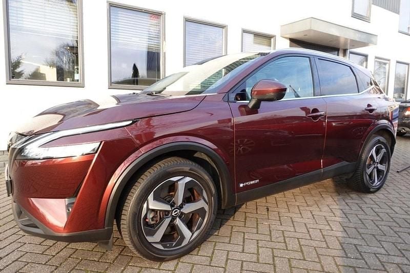 Rood Occasion 2023 Nissan Qashqai SUV | € 27.500 (Goede deal) - Afbeelding 1/4