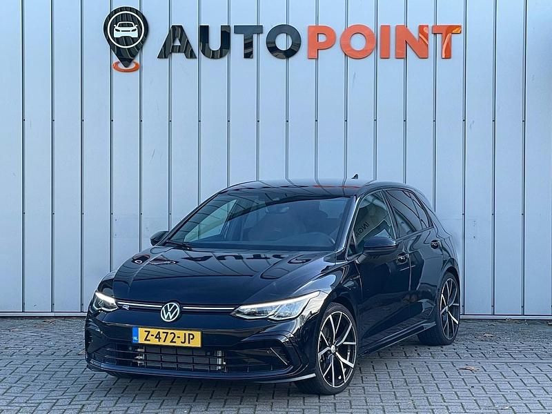Zwart Gebruikt 2023 VW Golf VIII R-line Hatchback | € 27.898 (Super prijs) - Afbeelding 1/4
