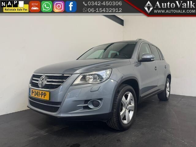 Grijs Gebruikt 2009 VW Tiguan Comfortline SUV | € 8.949 (Eerlijke prijs) - Afbeelding 1/4