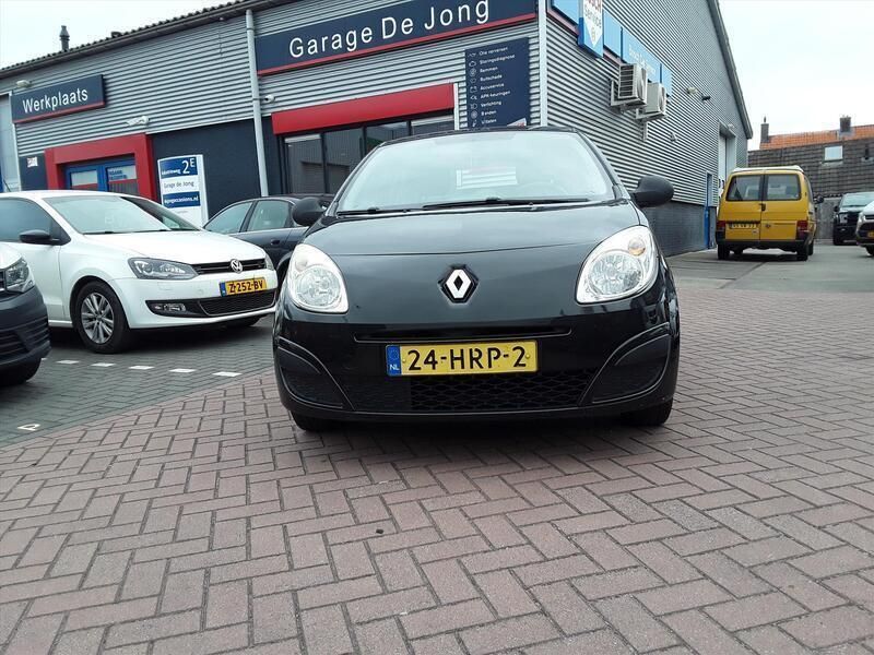 Zwart, metallic lak Gebruikt 2009 Renault Twingo Hatchback | € 2.850 (Eerlijke prijs) - Afbeelding 1/4
