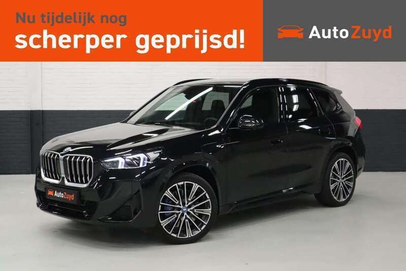 Zwart, metallic lak Gebruikt 2024 BMW X1 Executive SUV | € 59.993 (Duur) - Afbeelding 1/4